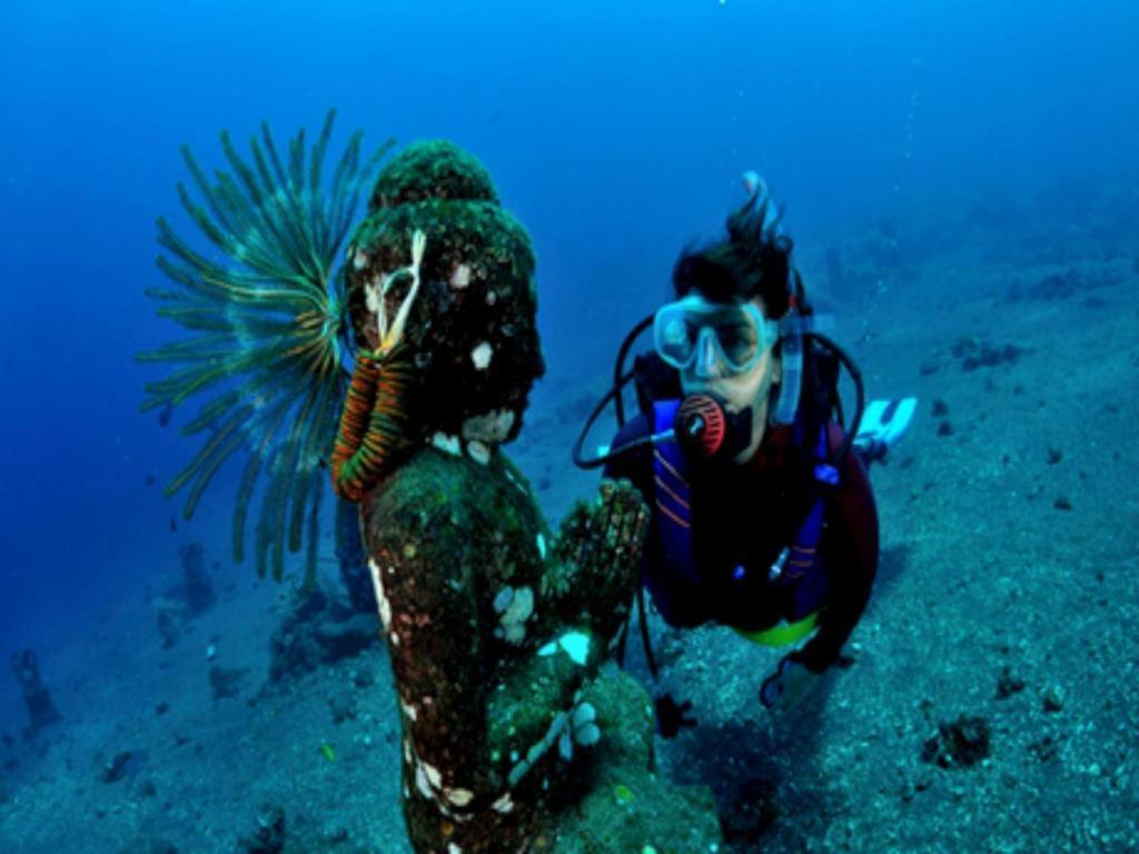 Tulamben Wreck Divers Resort & Restaurant Экстерьер фото