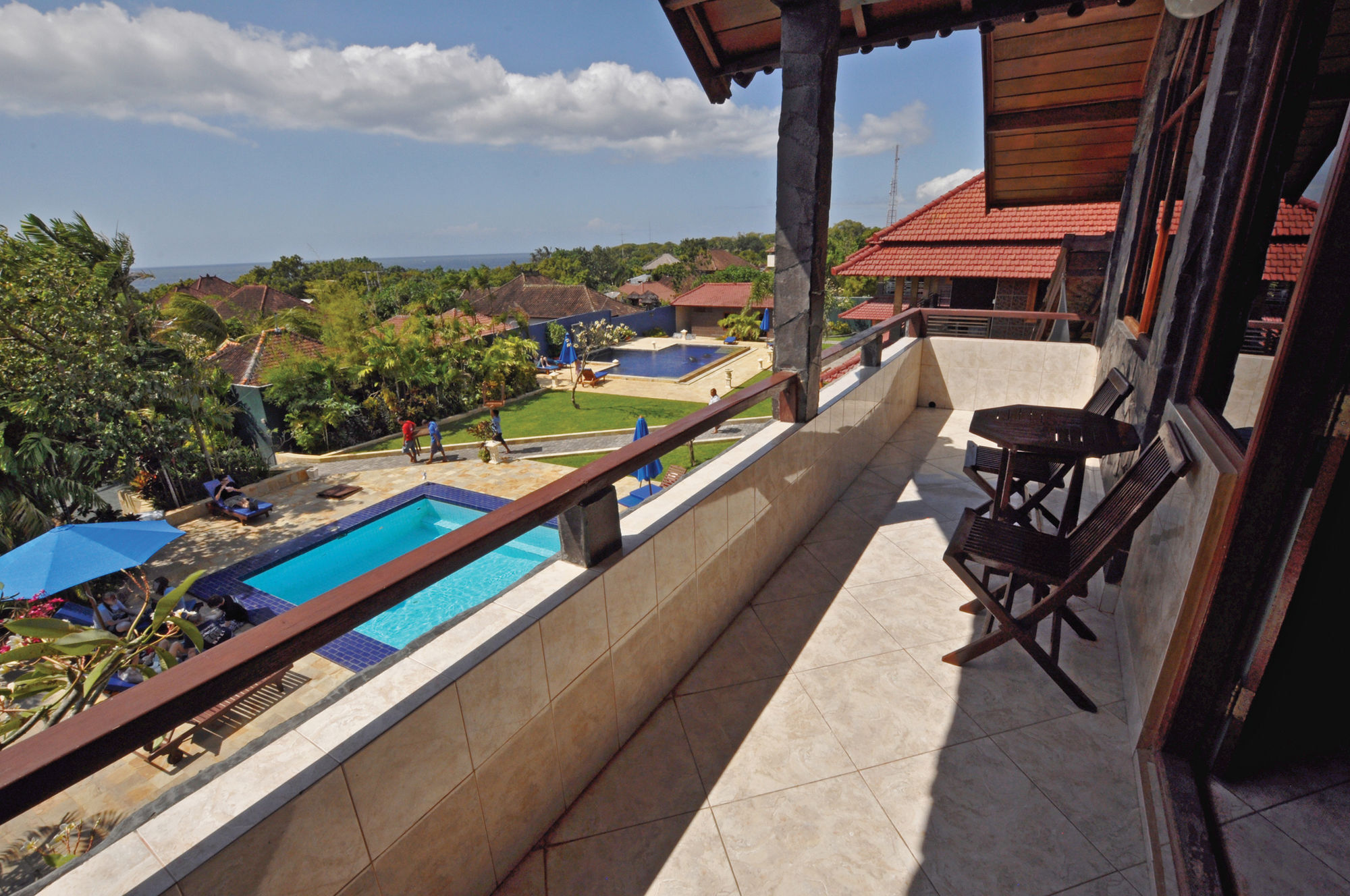 Tulamben Wreck Divers Resort & Restaurant Экстерьер фото